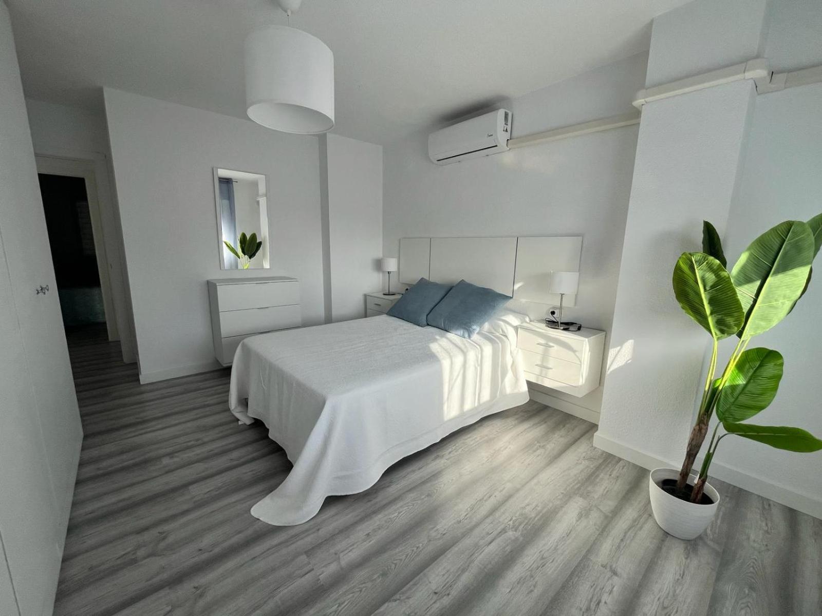 H&H Apartamento Azucena, Parking Gratis Гранада Екстериор снимка